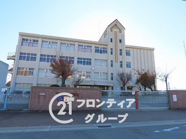 神戸市兵庫区今出在家町1丁目の中古一戸建て(神戸市立吉田中学校)