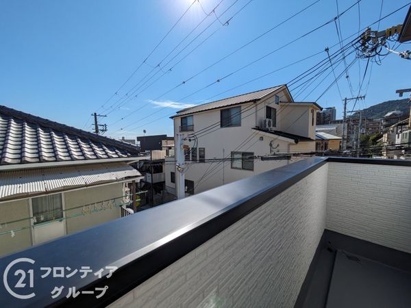 神戸市中央区野崎通６丁目　新築一戸建て　１期　３号棟