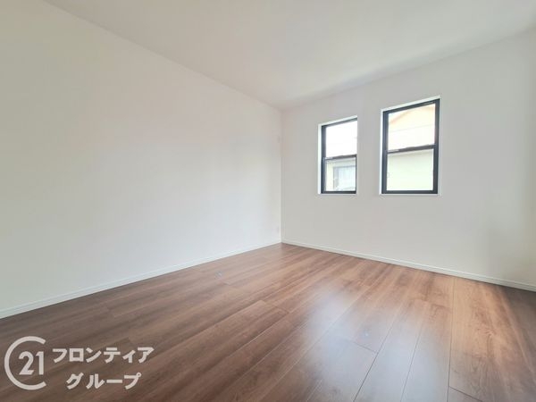 神戸市東灘区北青木３丁目　新築一戸建て