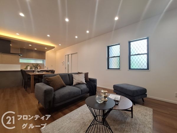 神戸市東灘区北青木３丁目　新築一戸建て