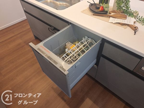神戸市東灘区北青木３丁目　新築一戸建て