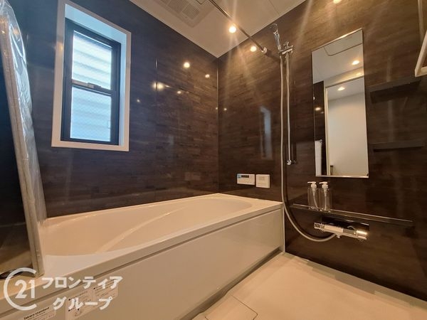 神戸市東灘区北青木３丁目　新築一戸建て
