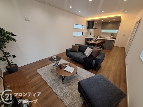 神戸市東灘区北青木３丁目　新築一戸建て