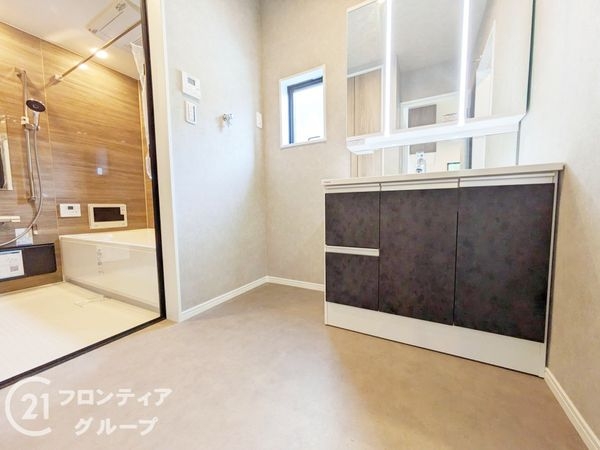 神戸市東灘区本山町田辺　新築一戸建て