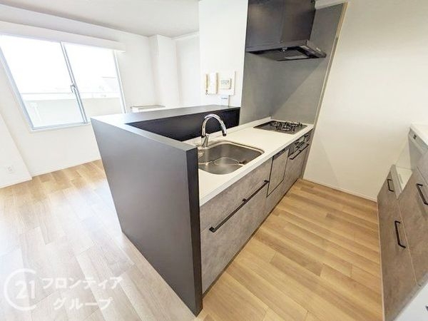 ＲＩＣイーストコート７番街１番館　中古マンション