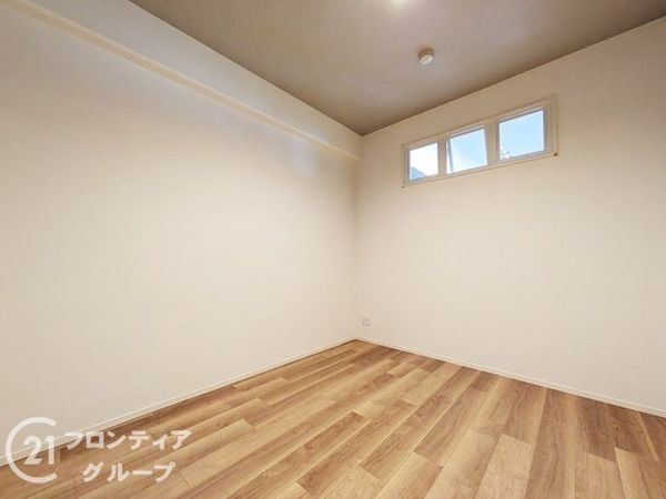 ＲＩＣイーストコート７番街１番館　中古マンション