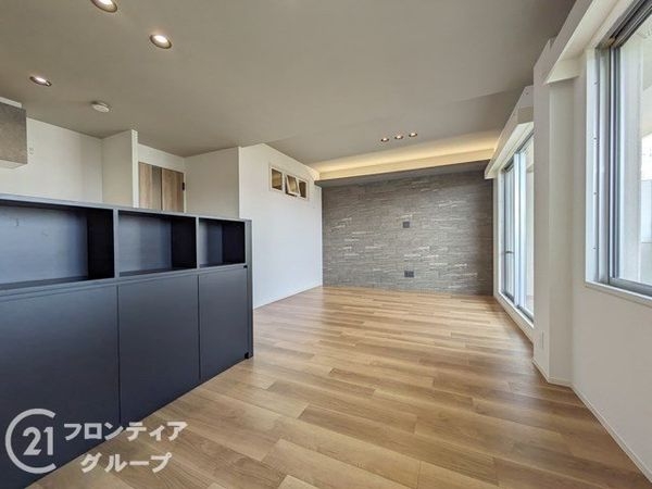 ＲＩＣイーストコート７番街１番館　中古マンション