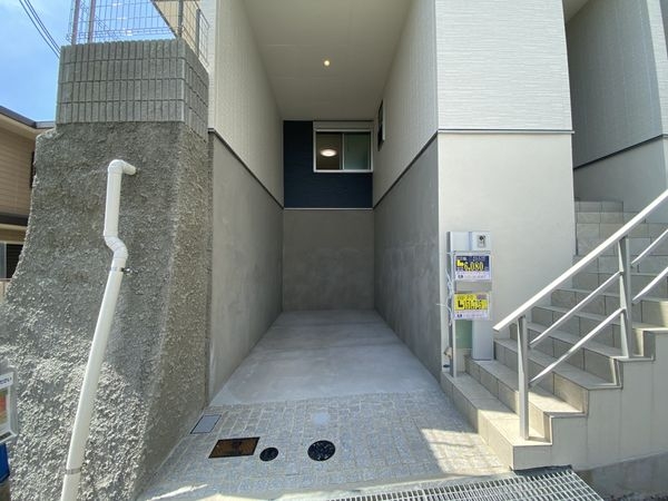 神戸市中央区野崎通２丁目　新築一戸建て　D号地