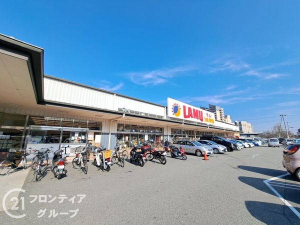 神戸市灘区新在家南町3丁目 新築一戸建て(ラ・ムー神戸灘店)
