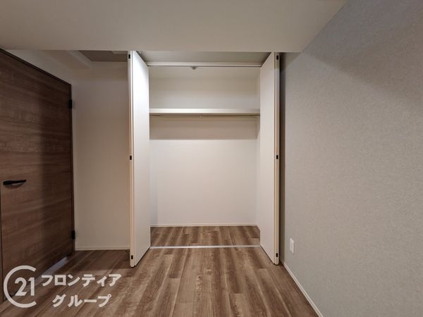 ＲＩＣウエストコート４番街西棟２番館　中古マンション