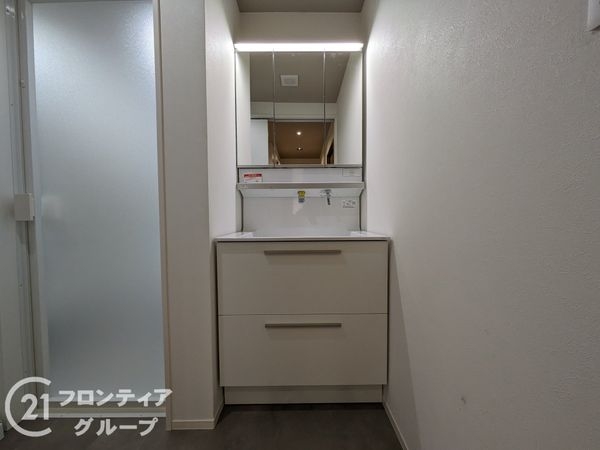 ＲＩＣウエストコート４番街西棟２番館　中古マンション
