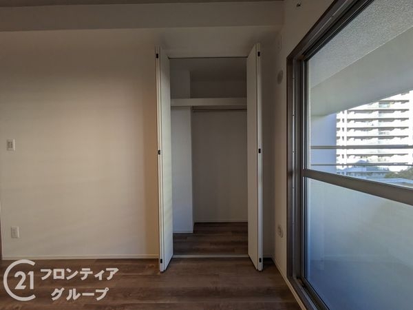 ＲＩＣウエストコート４番街西棟２番館　中古マンション