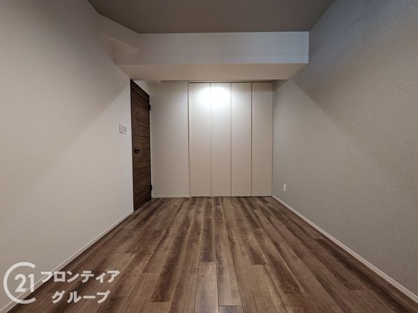 ＲＩＣウエストコート４番街西棟２番館　中古マンション