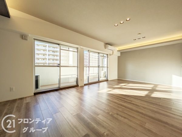 ＲＩＣウエストコート４番街西棟２番館　中古マンション