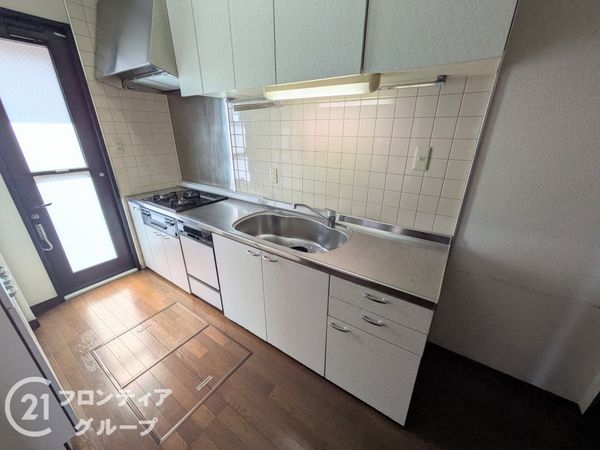 神戸市長田区上池田６丁目　中古一戸建て