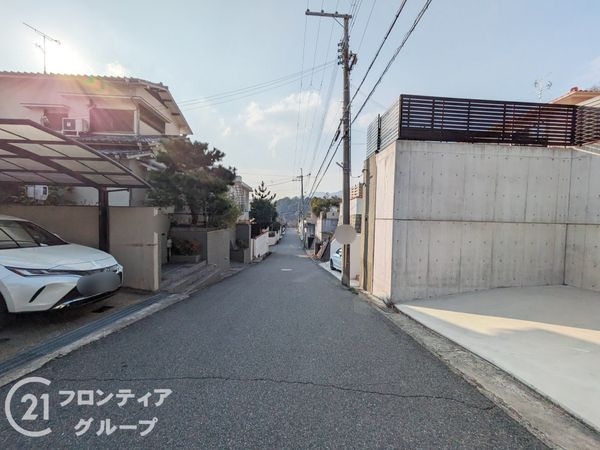 神戸市東灘区西岡本７丁目の中古一戸建て