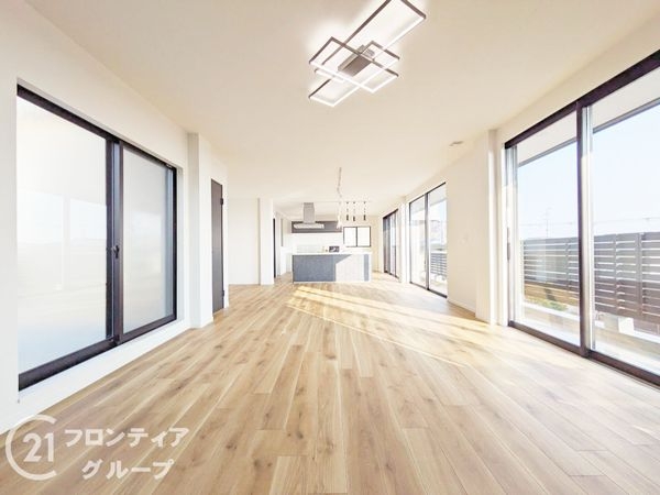 神戸市東灘区西岡本７丁目の中古一戸建て