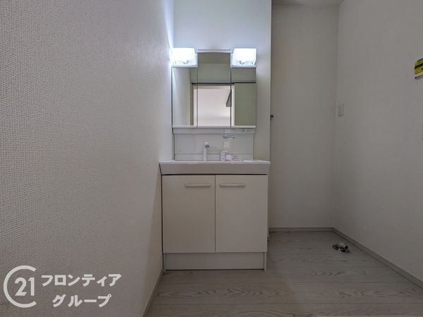 神戸市東灘区鴨子ヶ原３丁目　新築一戸建て　１期　２号棟