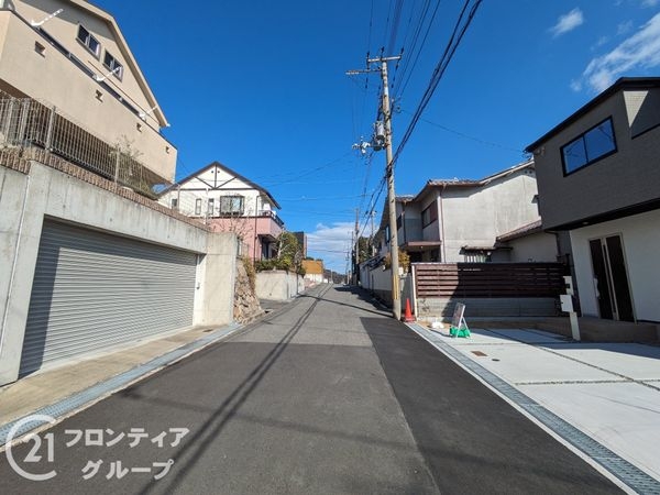 神戸市東灘区鴨子ヶ原３丁目　新築一戸建て　１期　２号棟