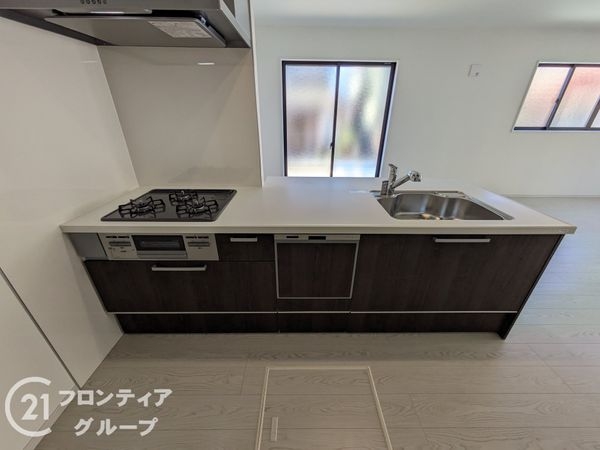 神戸市東灘区鴨子ヶ原３丁目　新築一戸建て　１期　２号棟