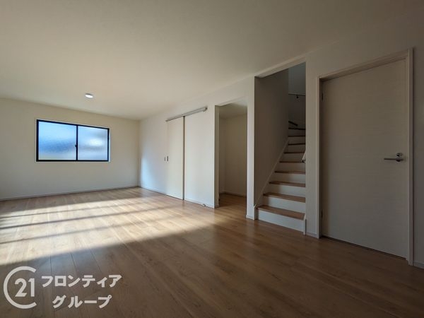 神戸市東灘区鴨子ヶ原３丁目　新築一戸建て　１期　１号棟