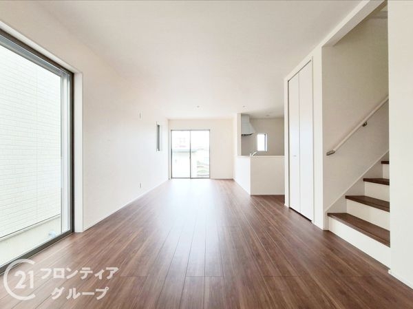 神戸市灘区青谷町４丁目　新築一戸建て　３号棟