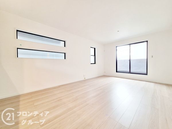神戸市灘区上河原通３丁目　新築一戸建て