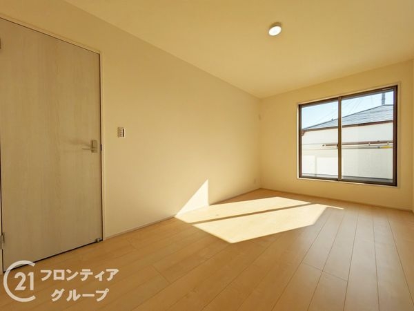 神戸市兵庫区熊野町３丁目　新築一戸建て　４期　２号棟
