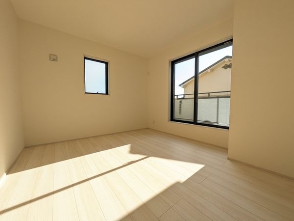 神戸市兵庫区熊野町３丁目　新築一戸建て　４期　３号棟