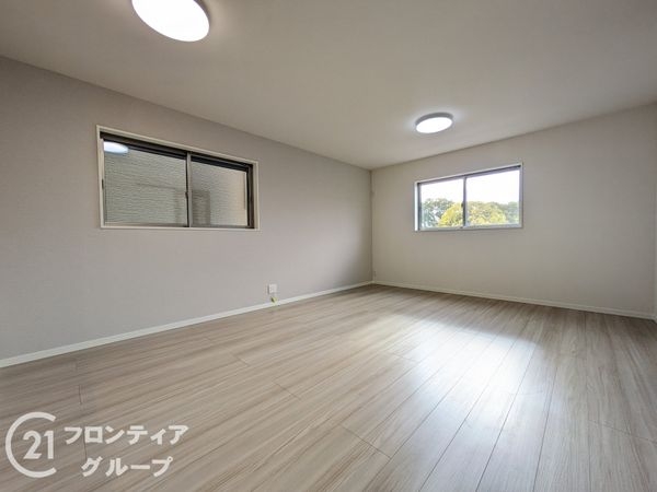 神戸市東灘区青木３丁目　新築一戸建て　１号地