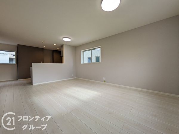 神戸市東灘区青木３丁目　新築一戸建て　２号地