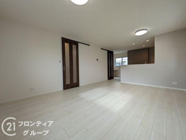 神戸市東灘区青木３丁目　新築一戸建て　２号地