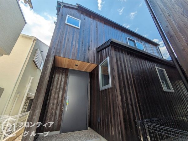 神戸市灘区高尾通４丁目　新築一戸建て　B号地