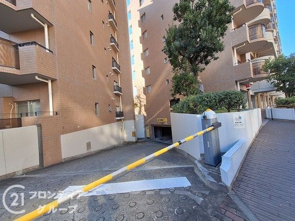 RICウエストコート五番街2番館　中古マンション