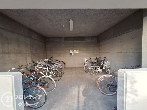 RICウエストコート五番街2番館　中古マンション