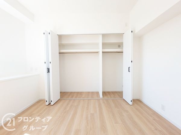RICイーストコート五番街141棟　中古マンション