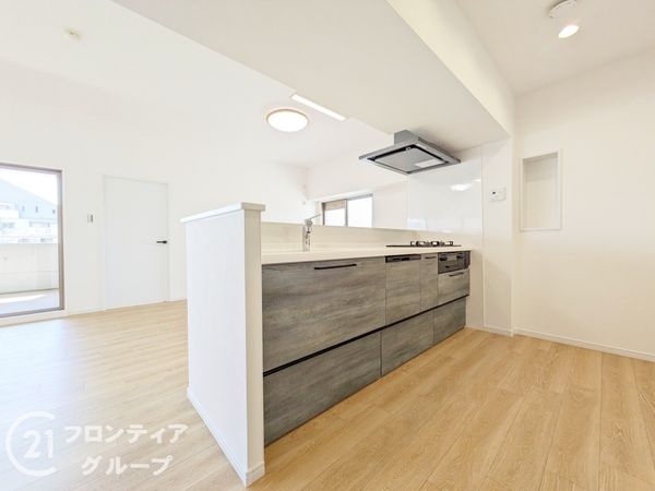 RICイーストコート五番街141棟　中古マンション