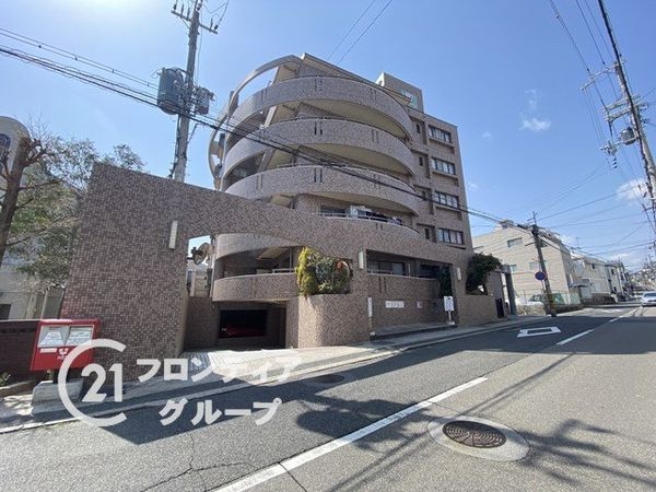 ワコーレロイヤルヒルズ　中古マンション