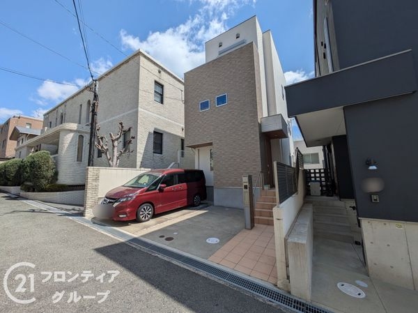 神戸市灘区鶴甲２丁目の中古一戸建て