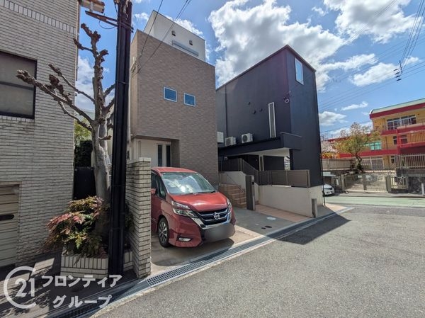 神戸市灘区鶴甲２丁目の中古一戸建て