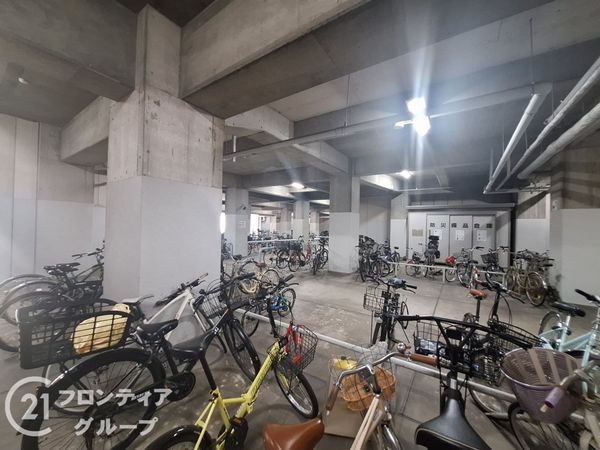 RICイーストコート参番街１０１号棟　中古マンション