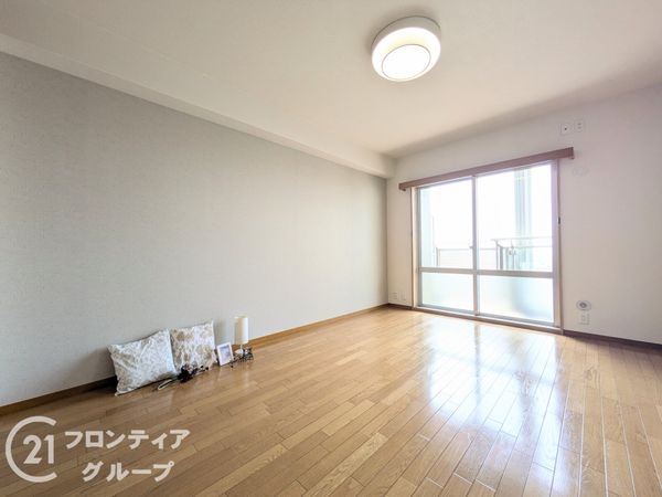 RICイーストコート参番街１０１号棟　中古マンション
