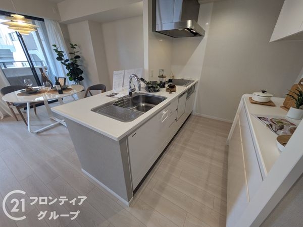 ワコーレトアロードザ・スイート　中古マンション