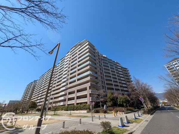 ブリリアレジデンス六甲アイランドA棟　中古マンション
