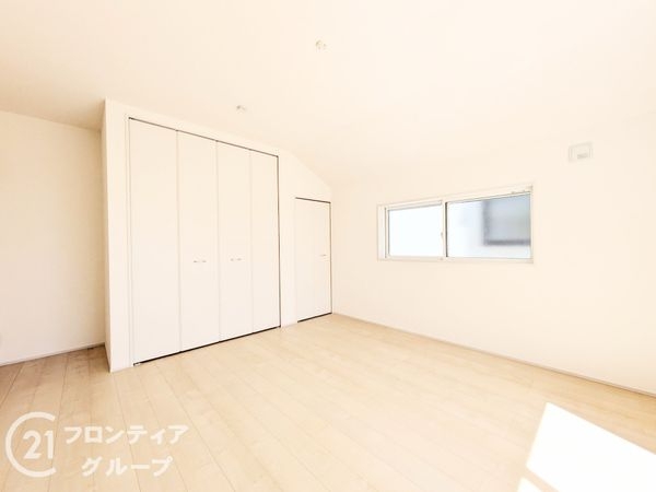 神戸市中央区熊内町８丁目　新築一戸建て　１号棟