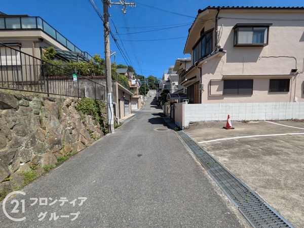 神戸市中央区熊内町８丁目　新築一戸建て　１号棟