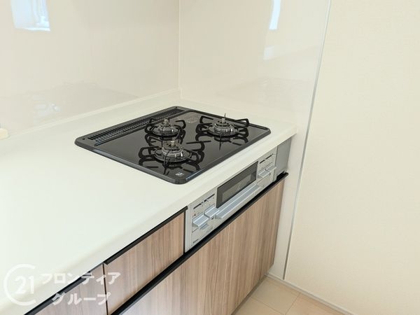 神戸市中央区熊内町８丁目　新築一戸建て　１号棟