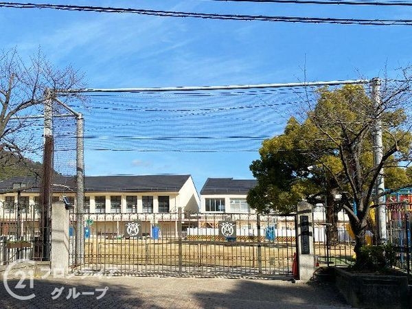 メゾンクレール諏訪山 中古マンション(神戸市立こうべ小学校)