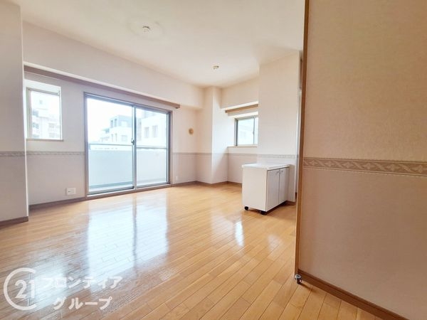 メゾン本山中町ＥＡＳＴ　中古マンション