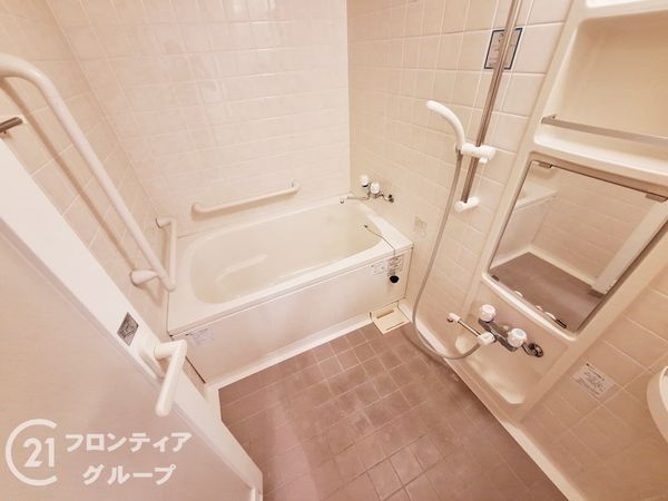 メゾン本山中町ＥＡＳＴ　中古マンション